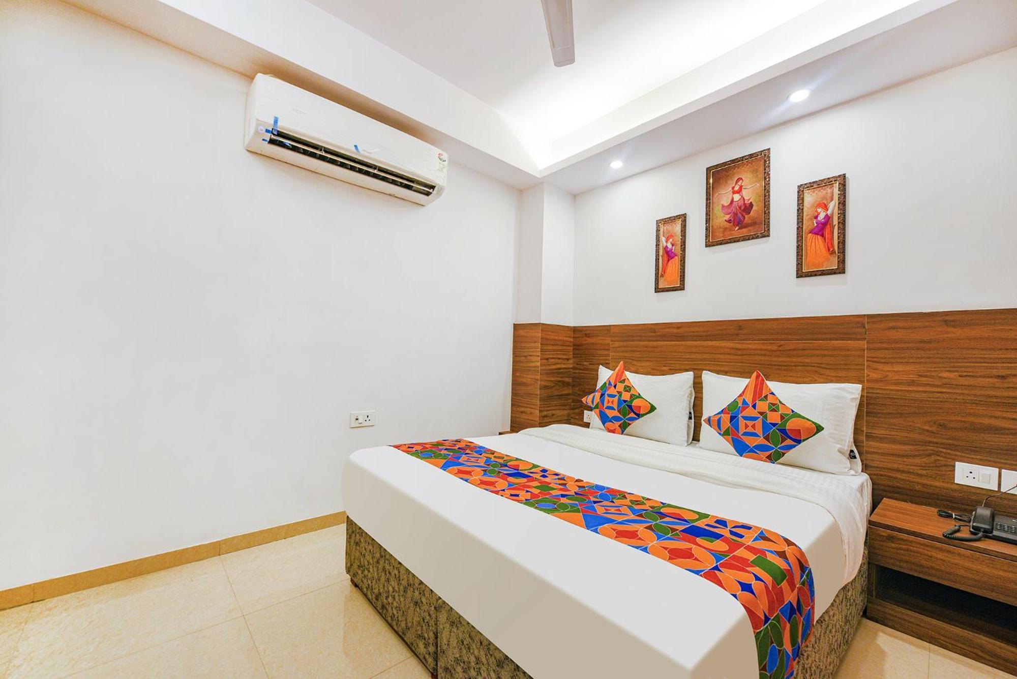 Fabhotel Sparkling - Nr Yashobhoomi Convention Centre 德里 外观 照片