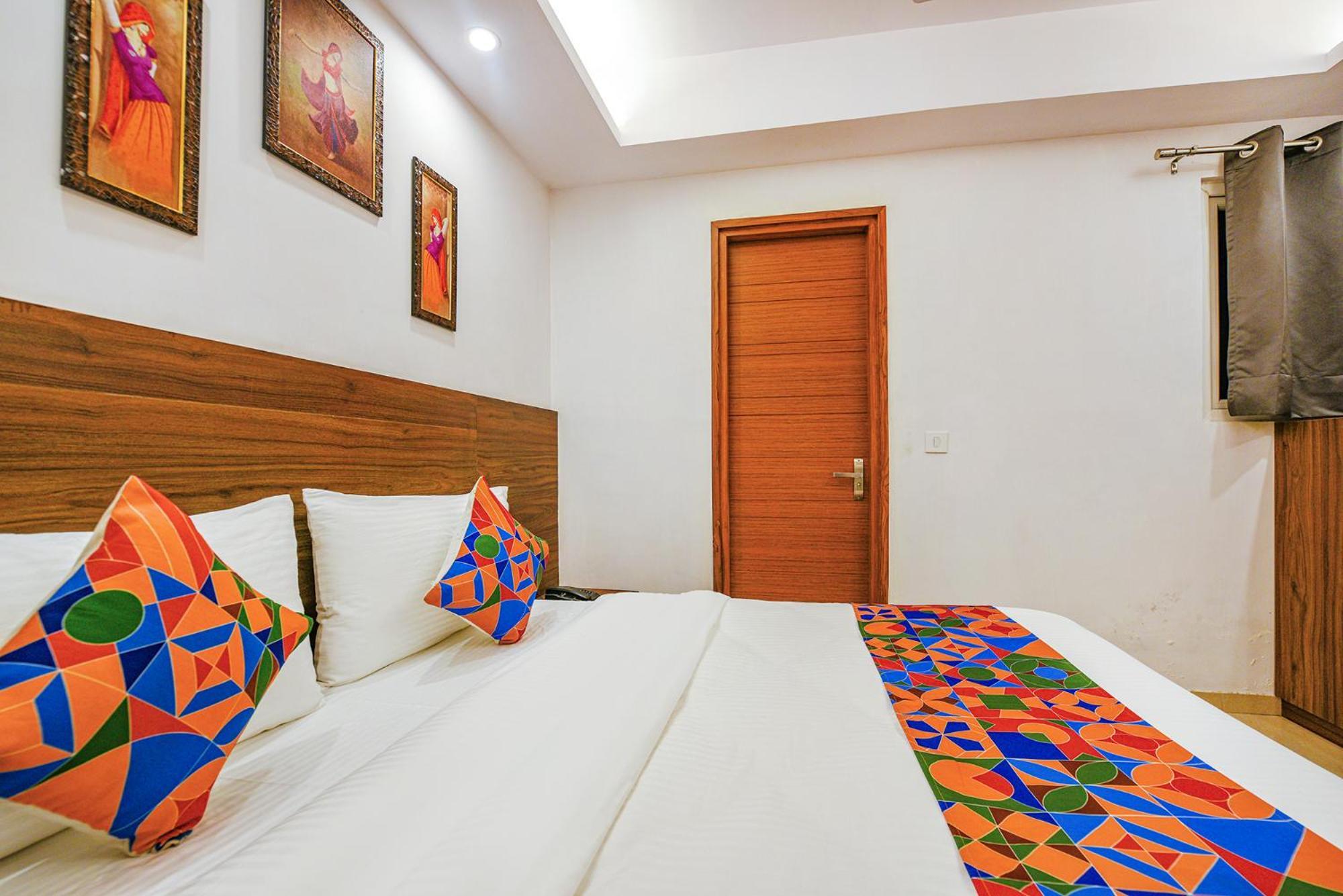 Fabhotel Sparkling - Nr Yashobhoomi Convention Centre 德里 外观 照片