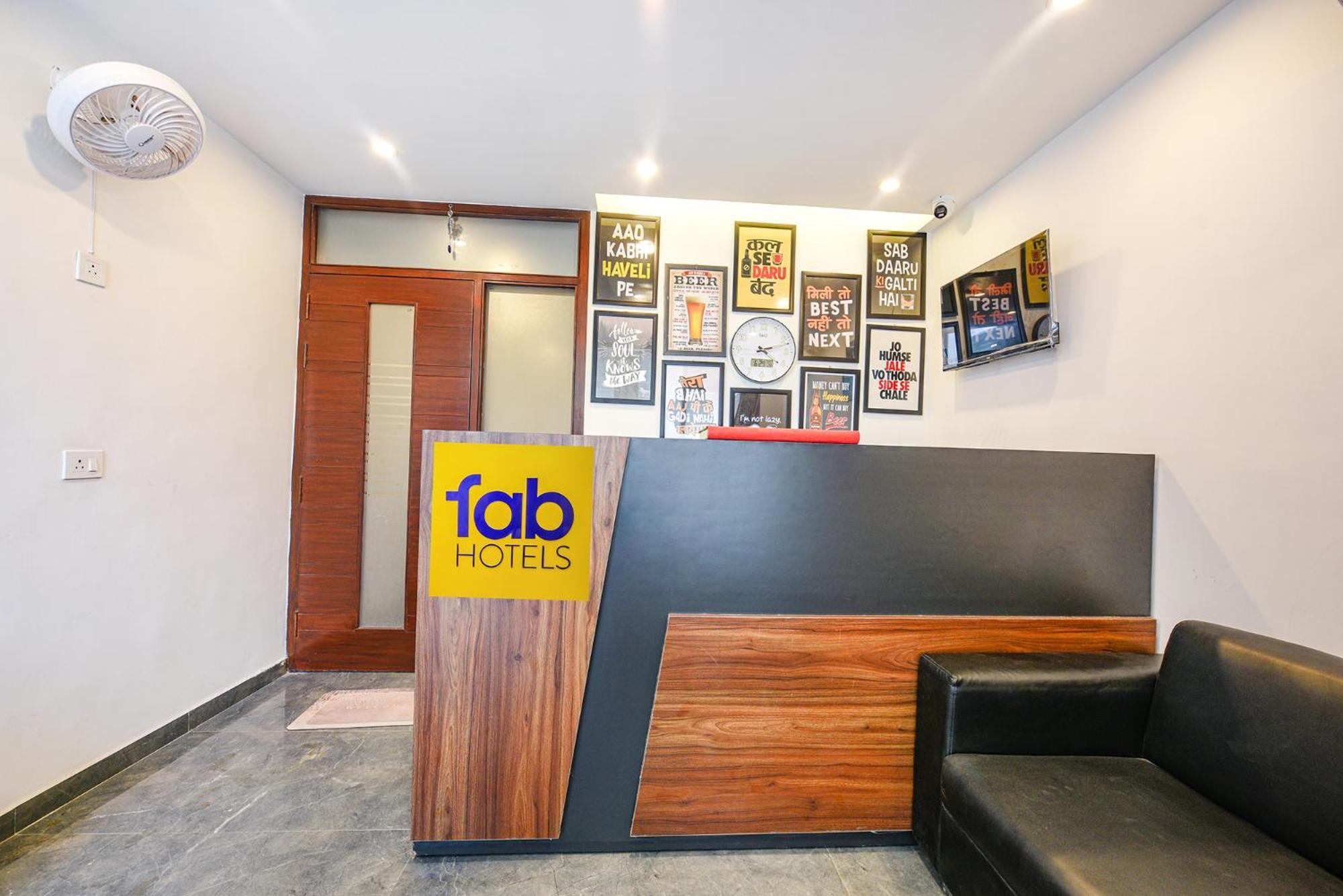 Fabhotel Sparkling - Nr Yashobhoomi Convention Centre 德里 外观 照片